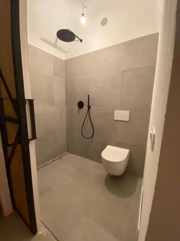 Luxury room for up to 8 people!