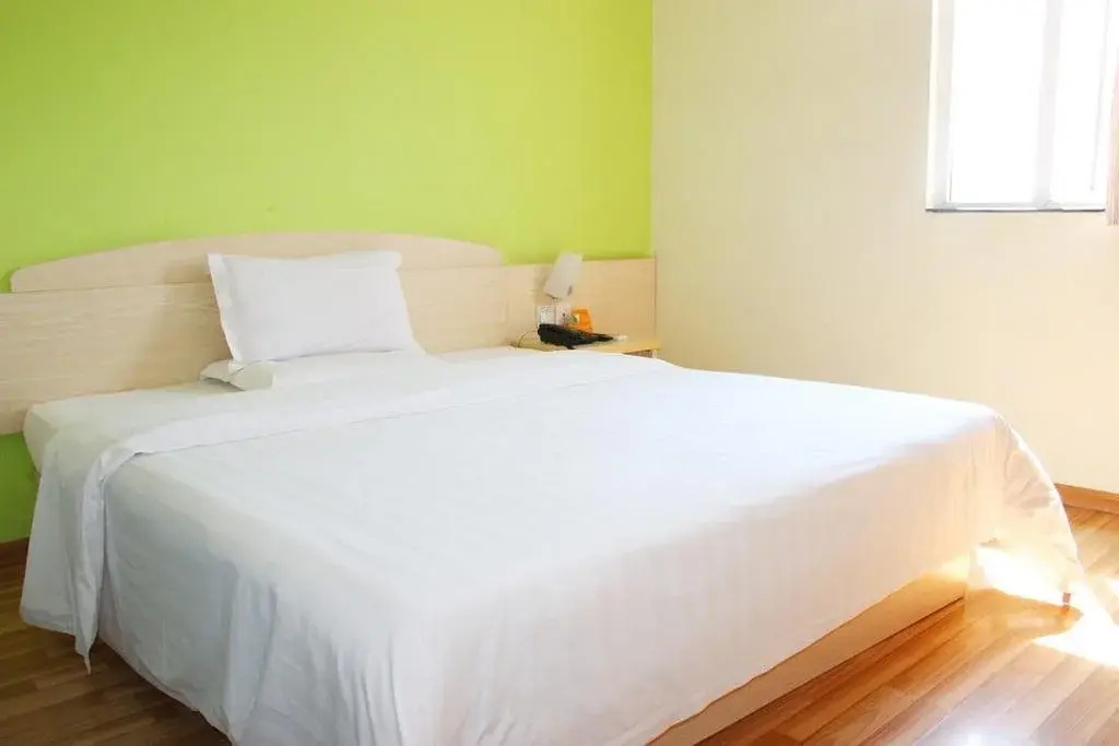 7Days Inn Qingdao North Railway Station Junfeng Road Subway Station Branch