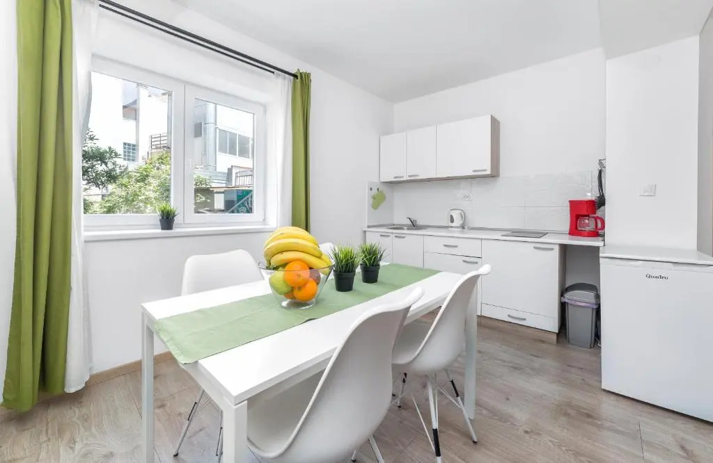 Apartments Tonka Centar