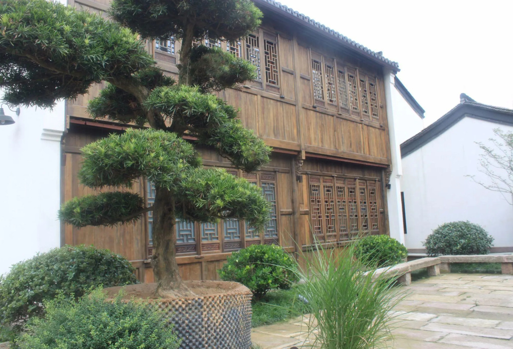 CQJ Lestay Hotel