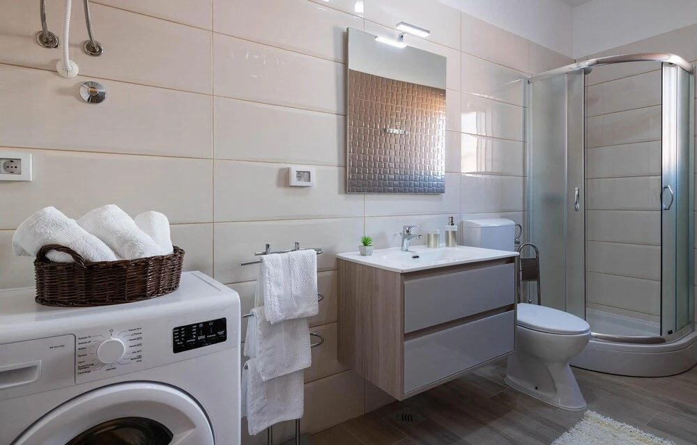 Amazing Home In Pula With Kitchen