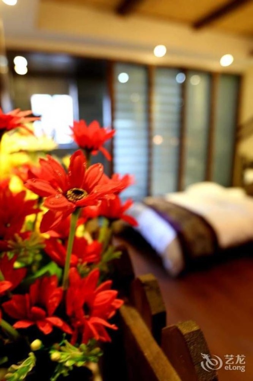 Yiya Boutique Inn