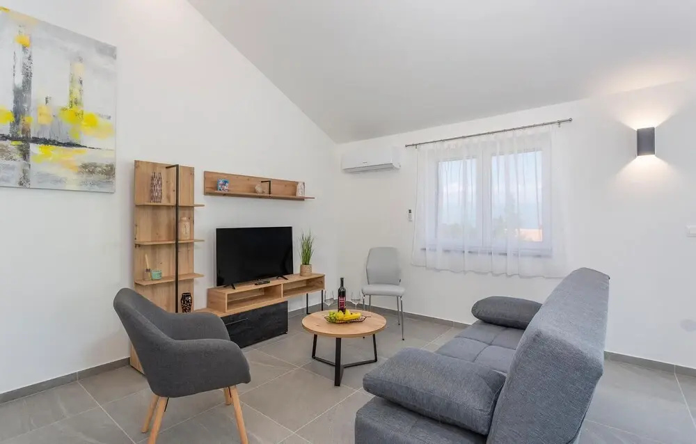 Nice Apartment in Vrbnik With Outdoor Swimming Pool, Wifi and 2 Bedrooms