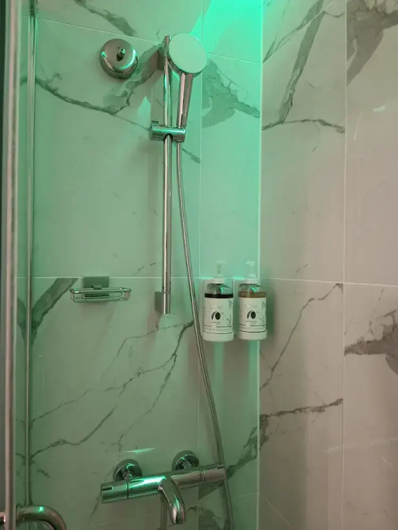 Royal Jade Boutique Hotel