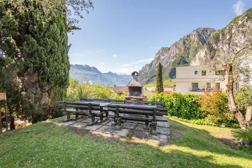 Casa Varone 46, swimming pool and bbq