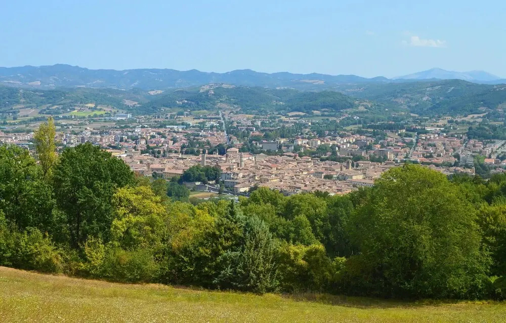 Beautiful Apartment in Monte Santa Maria Tibe With Wifi and 2 Bedrooms