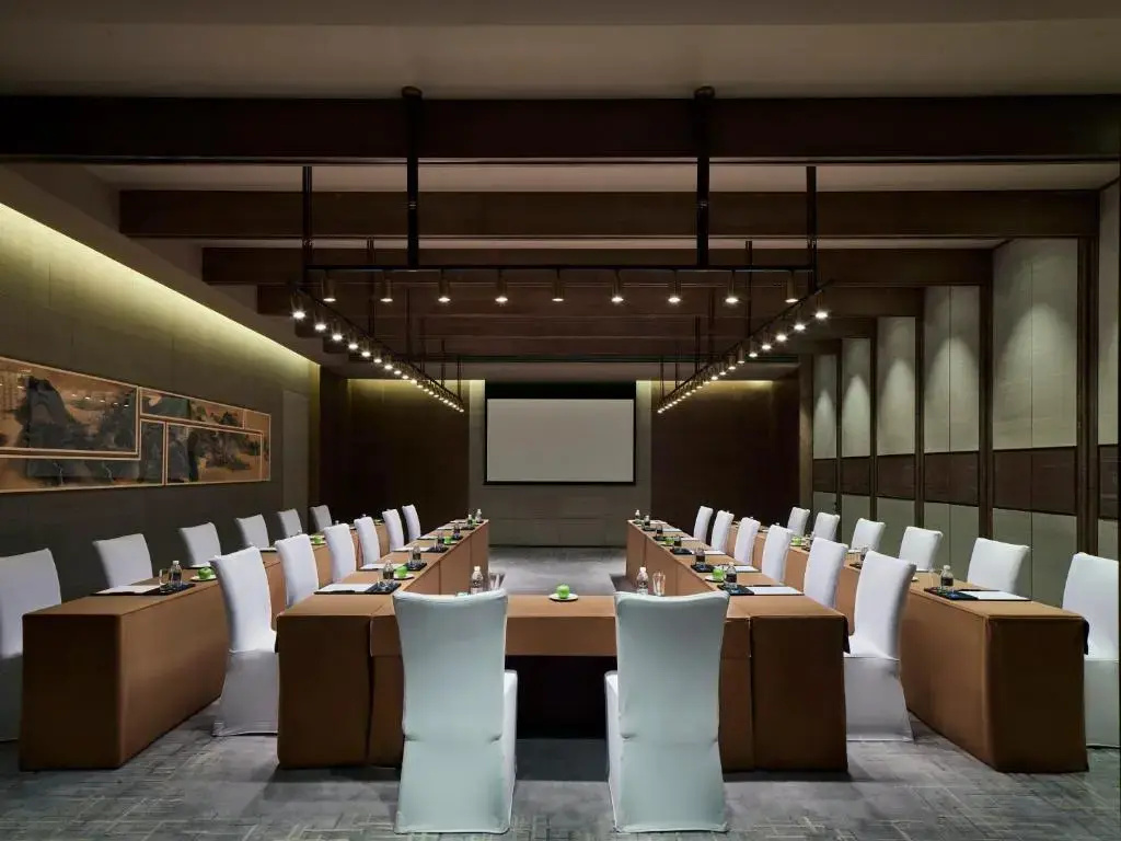 InterContinental Shanghai Wonderland by IHG