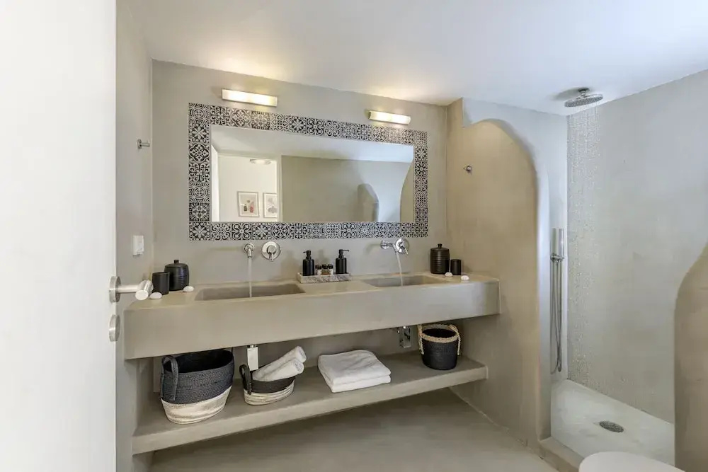 SantorOia Luxury Suites by Caldera Houses