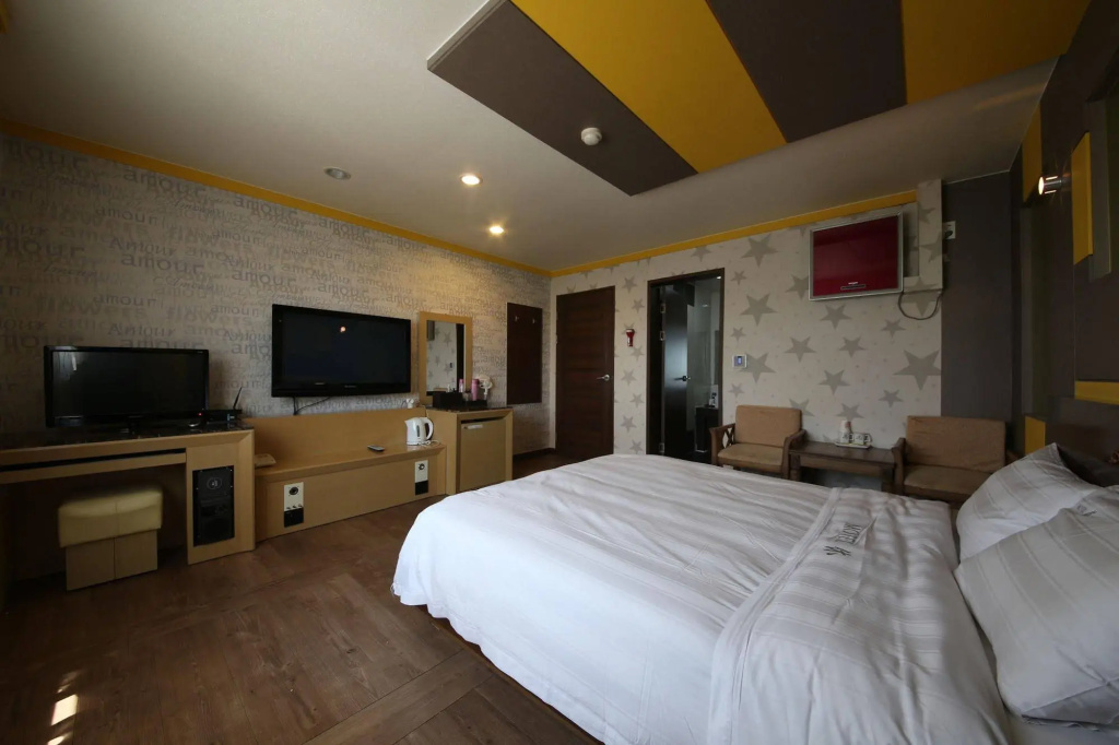 Yes Motel
