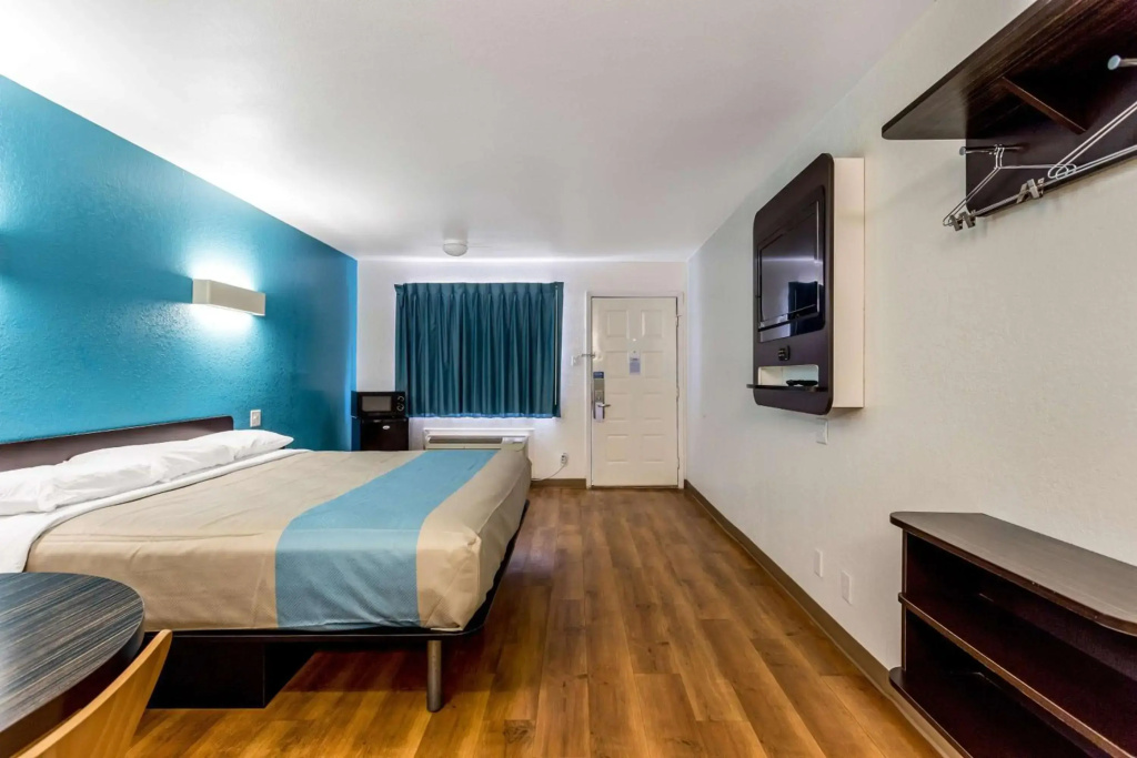 Motel 6-Bryan, TX - College Station