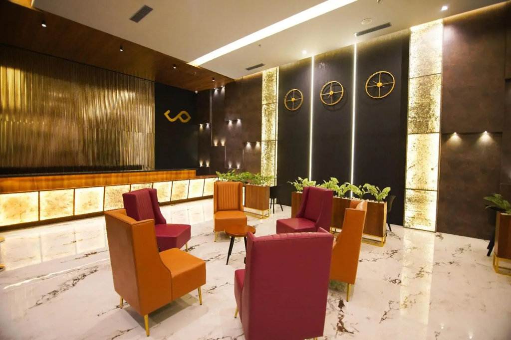 J P Airport Hotel