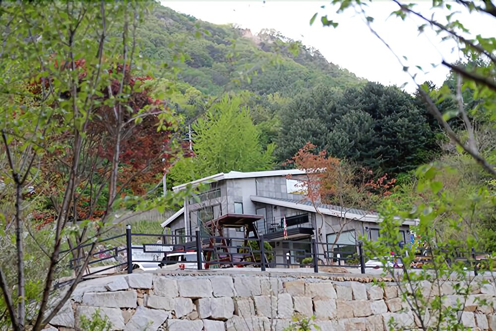 Gapyeong La Floresta Pension