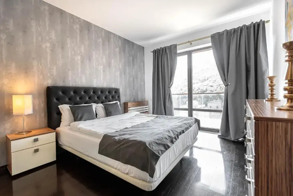 Tampa G Residence Mountain View Apartments