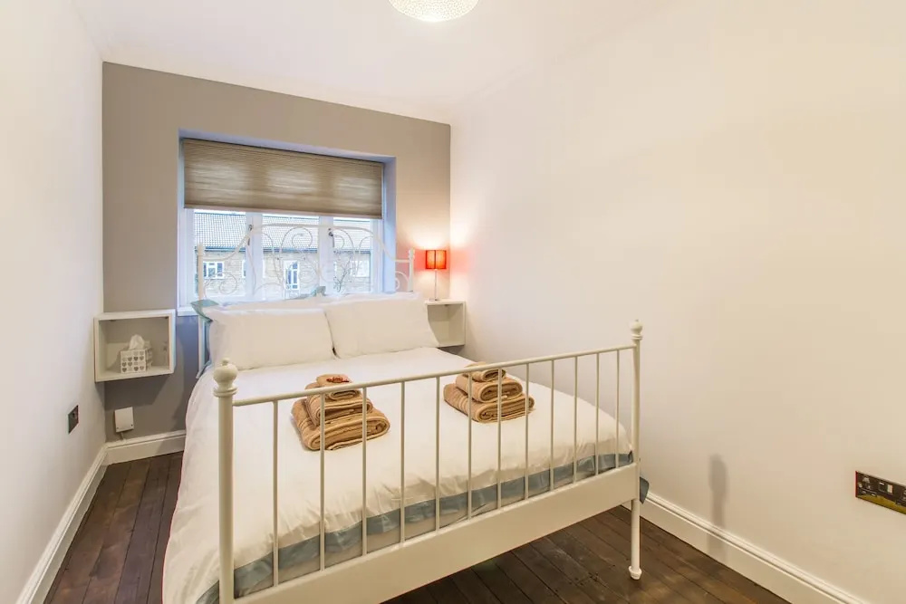 Luxury London Apartment 5-double rooms