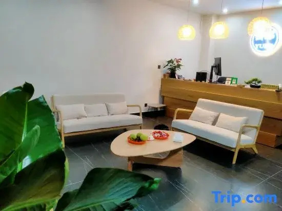 Qingcheng Mountain cloud mansion private soup. Boutique homestay