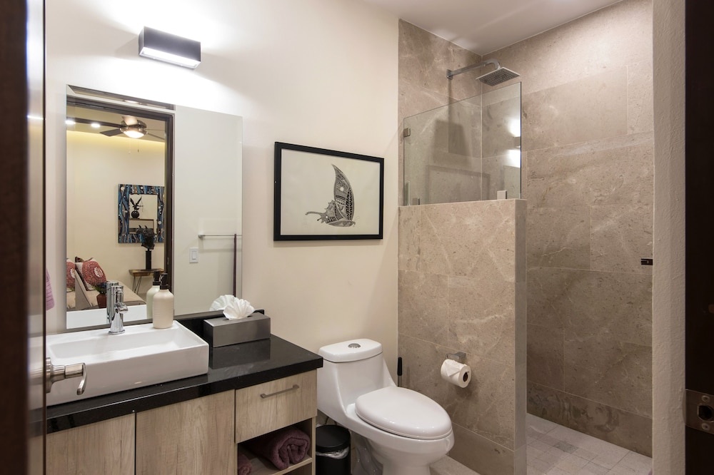 Nayri Life & Spa Studio