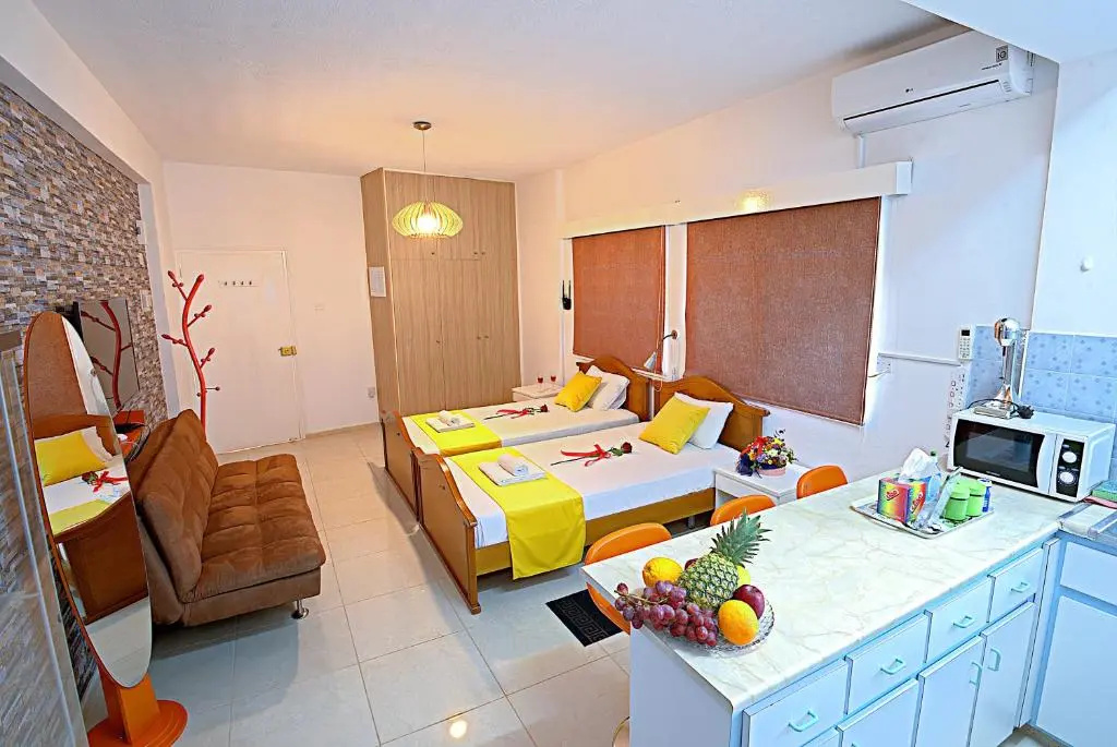 Pieris Apartments