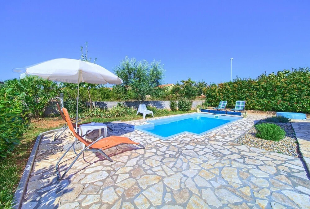 Holiday home Nika