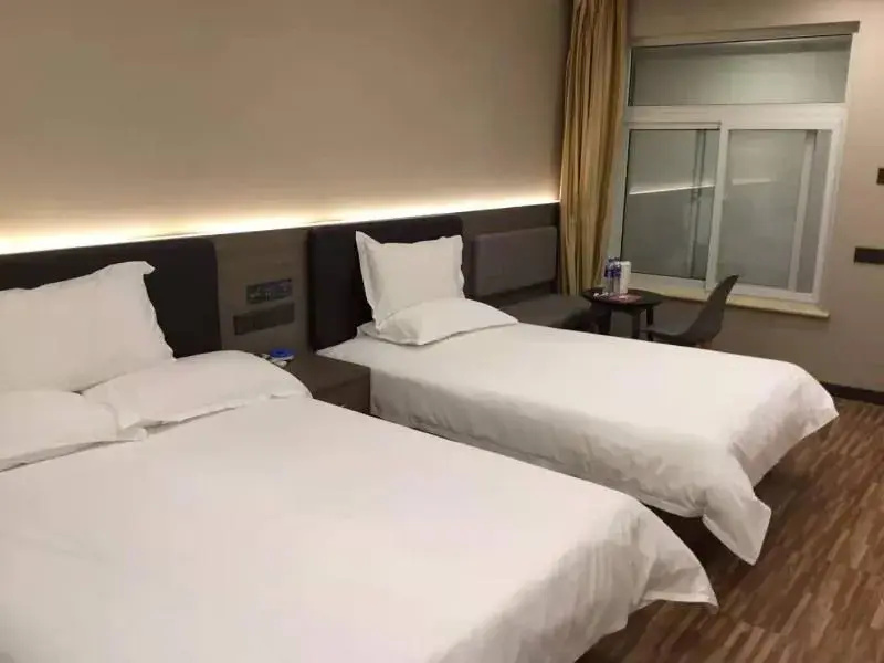 Hi Inn (Beijing Happy Valley Shibalidian)