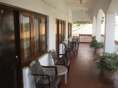 Sea Joy guesthouse and restaurant