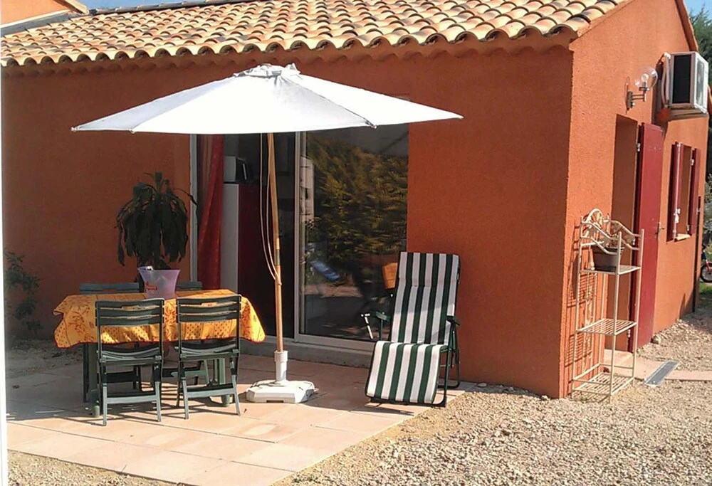 Studio in Mazan, With Furnished Terrace and Wifi - 25 km From the Slop