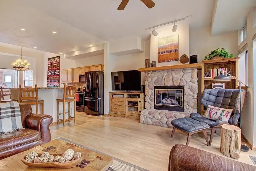 Village Point 303