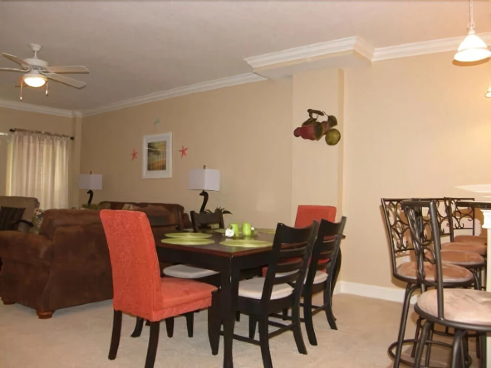 Paradise Shores 105