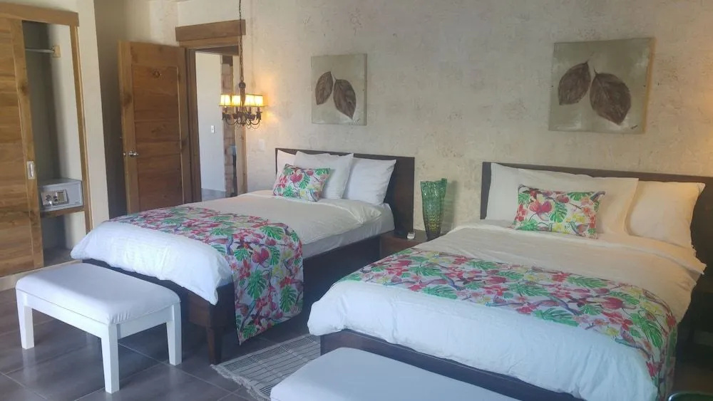 MON Hotel Boutique