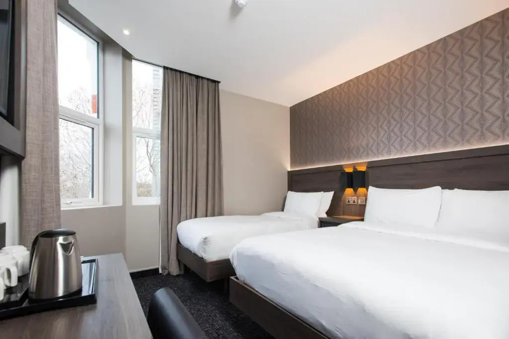 Hampton Court Palace Hotel