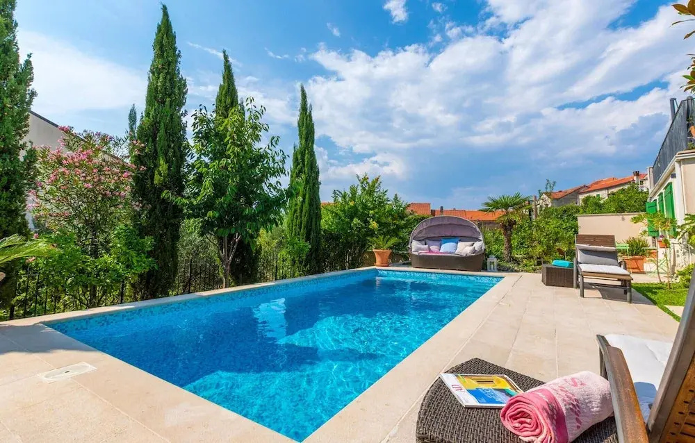 Nice Home In Postira With Wifi