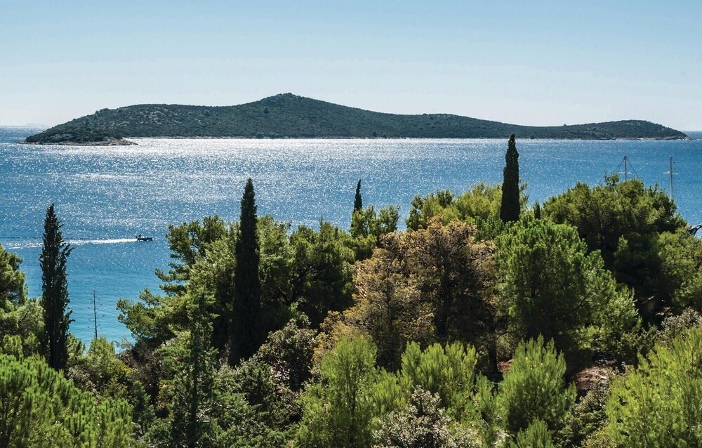 Stunning Home in Trogir With Wifi and 3 Bedrooms