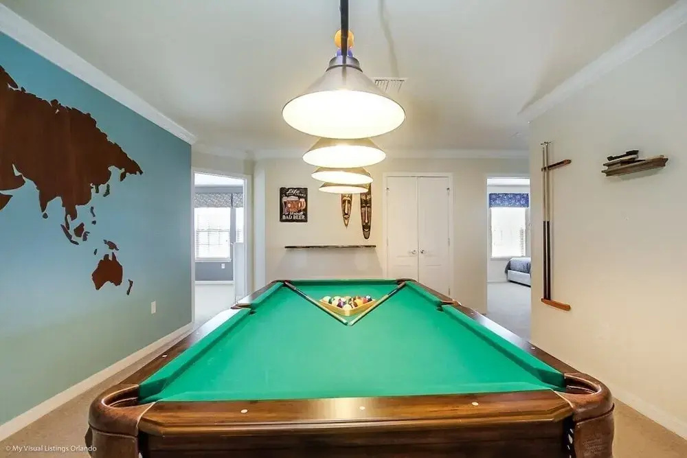 New Lake Front Pool, Movie Theater, Games & More! 8 Bedroom Villa