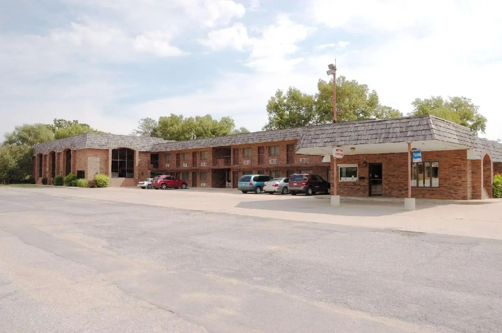 Lehrs Motel