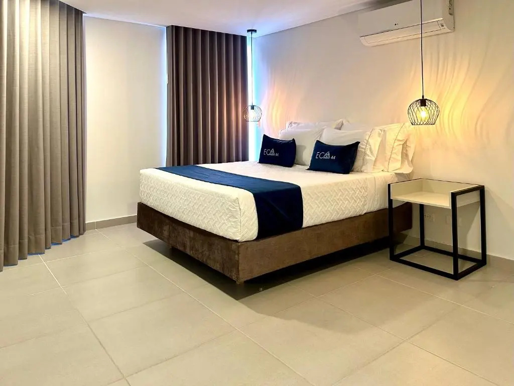Hotel ECO 44