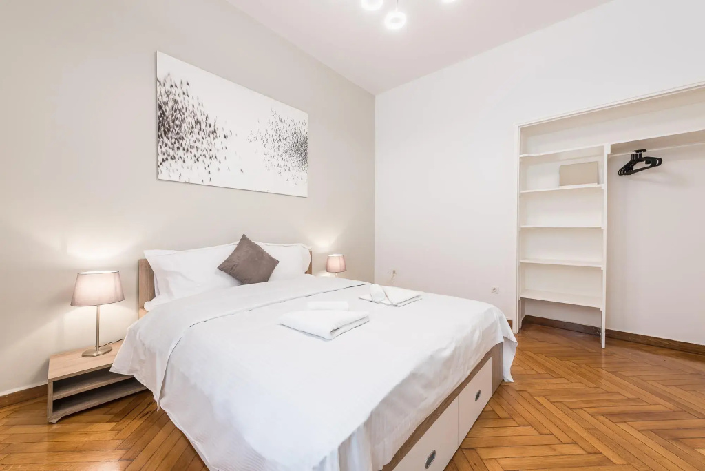 Cute and Central apt for 3 new Features 2024 Upgrade