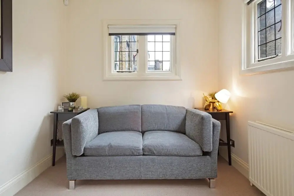 Bright 2 Bedroom Apartment in South Kensington