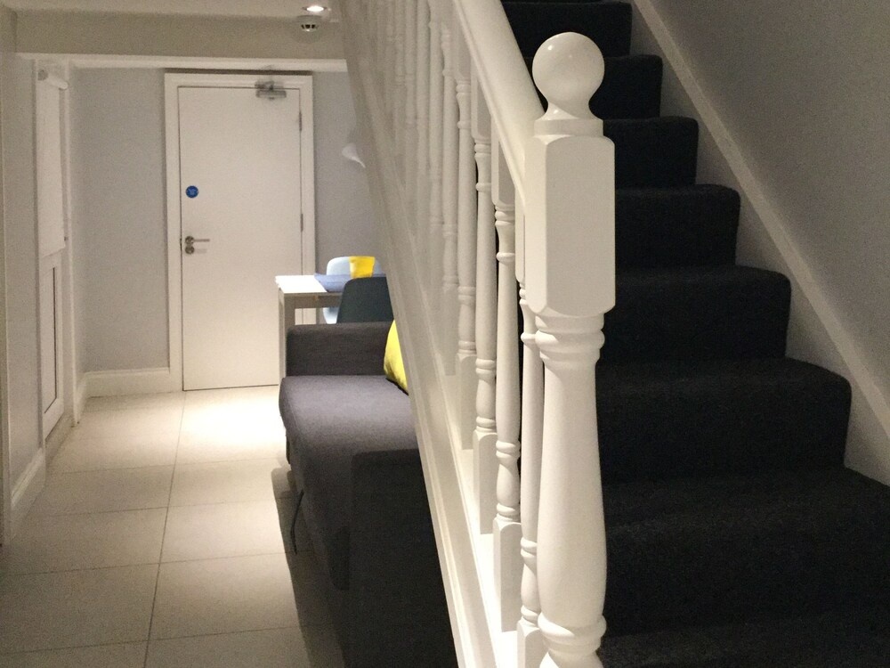 Gardiner House Hostel