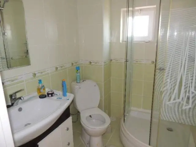 3 beds - 3 bath duplex apt 6 balconies, Rent LD 2019