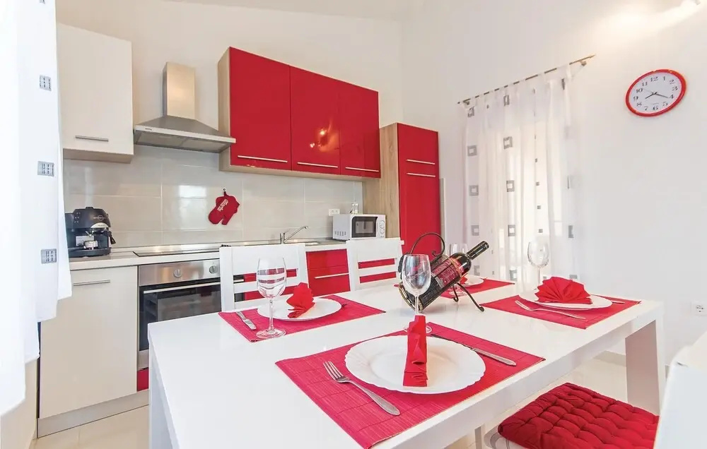 Lovely Home In Pula With Wifi