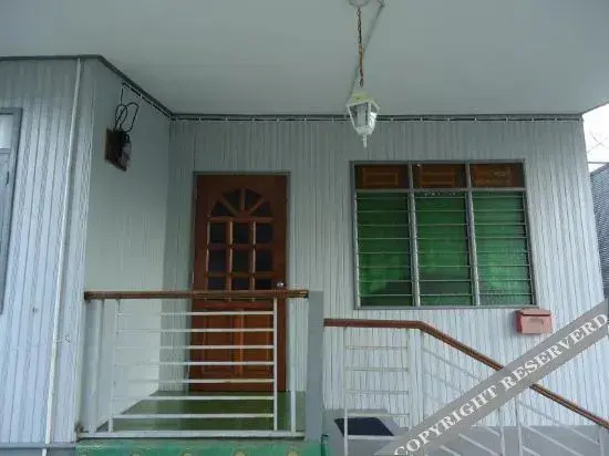 Wr Residence