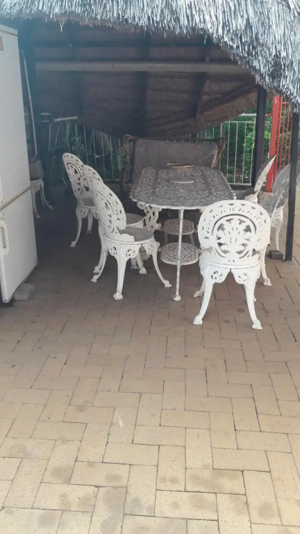 Diphororo guest house