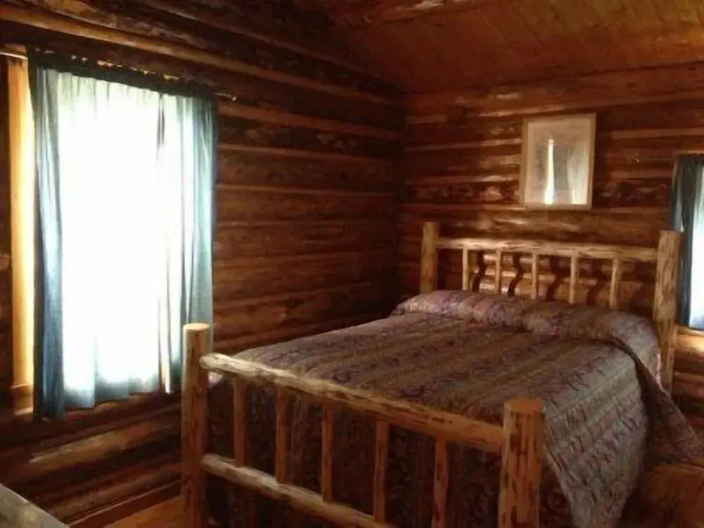 Lake Five Resort