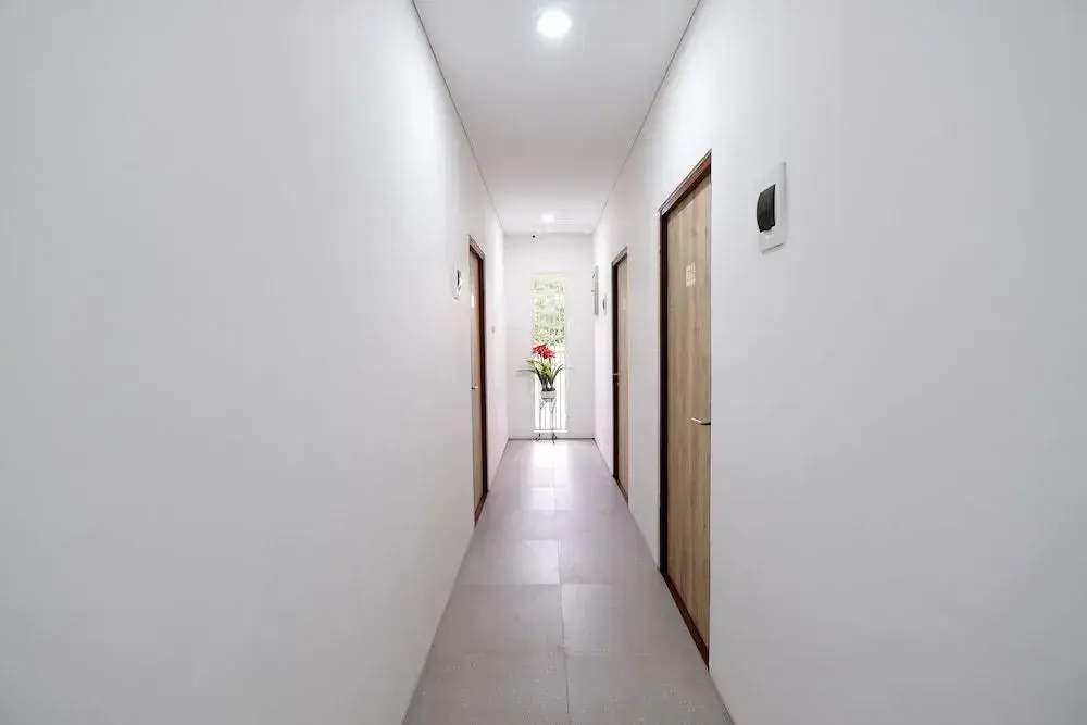 OYO 2298 Jebres House Syariah