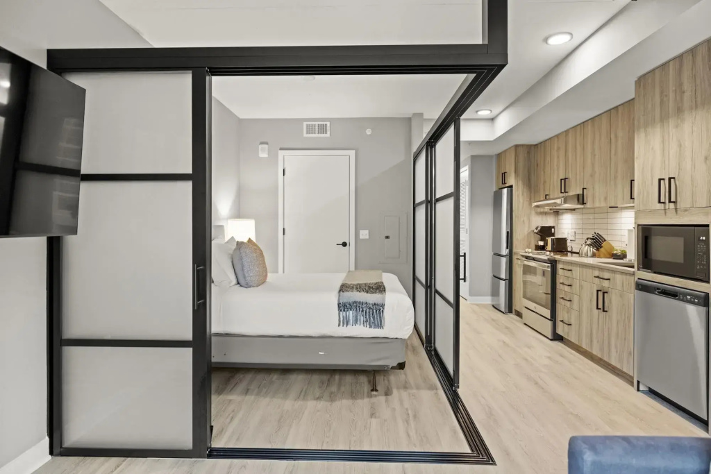 Coda on Half, a Placemakr Experience - Navy Yard