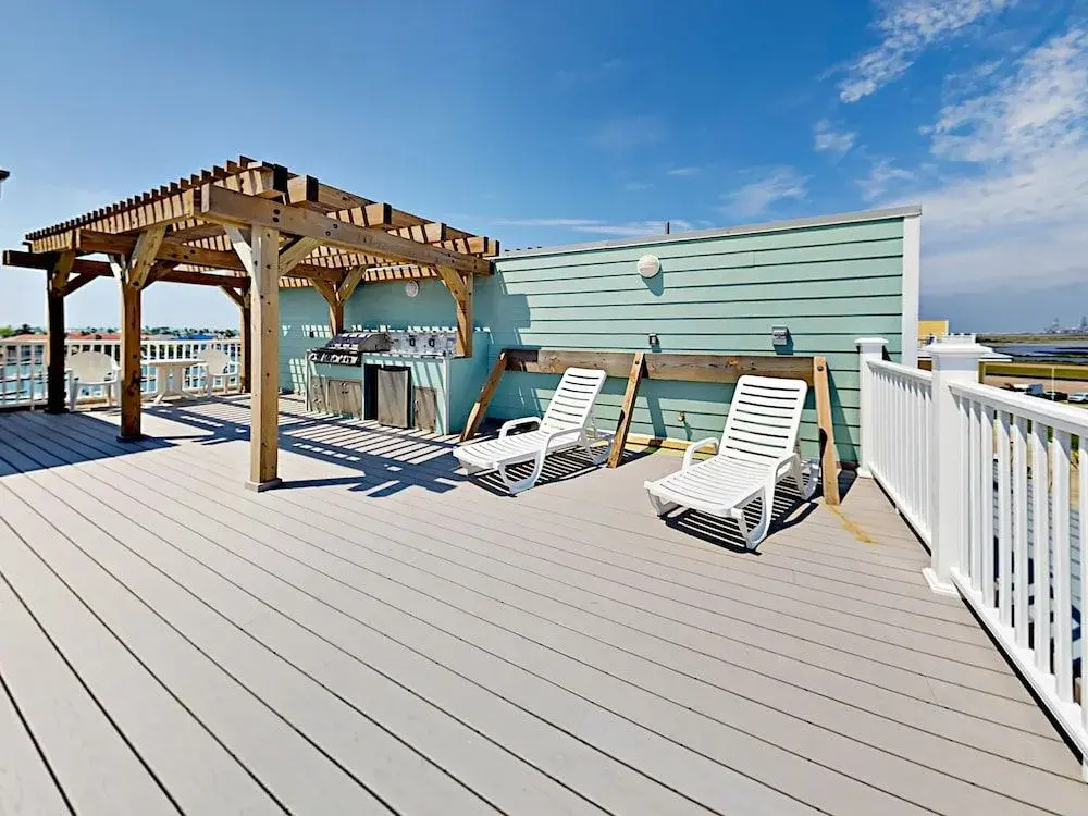 200 Piper Blvd Townhouse Unit C1 - 3 Br townhouse by RedAwning