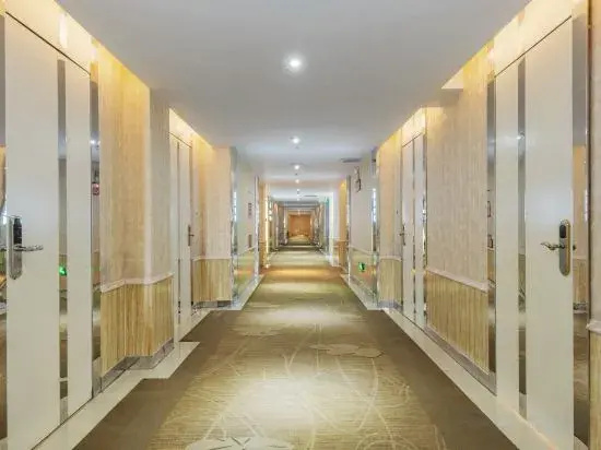 Mingyuehu Hotel (Pingguo People's Hospital Shop)