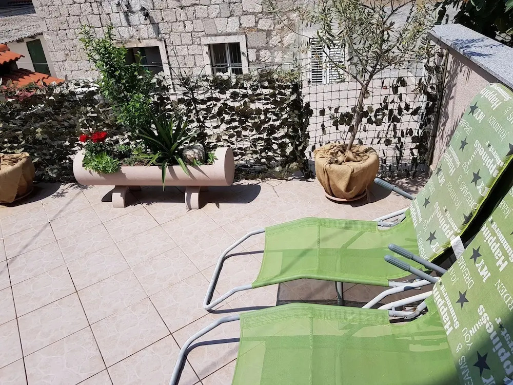 Rooms & Apartment Lasta