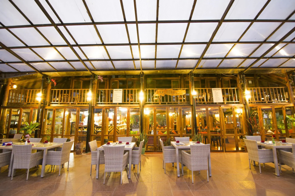 Phong Nha Lake House Resort
