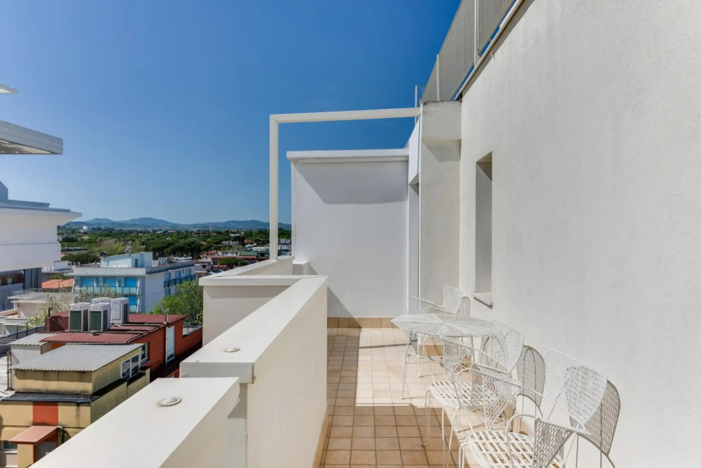 MARITTIMO Riccione - Hotel Clipper FRONTE MARE