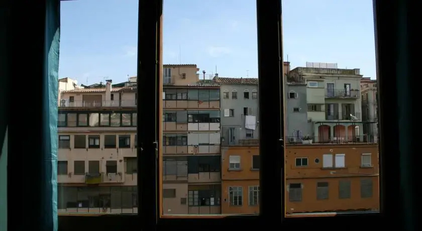 Onyar River Center Apartments